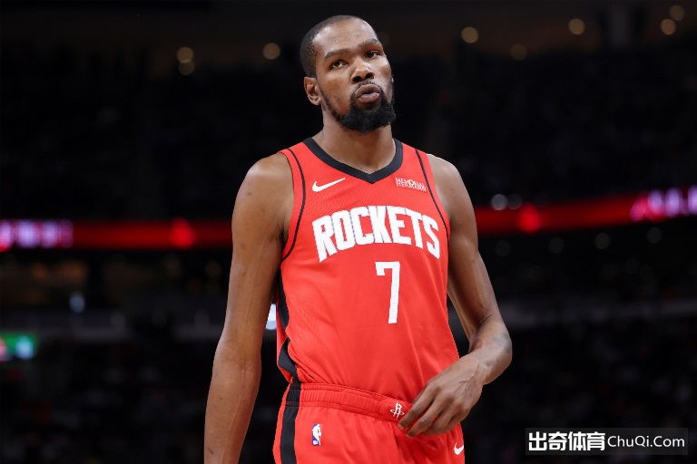 网友称杜兰特不是乔科詹那一档的！后者：我猜